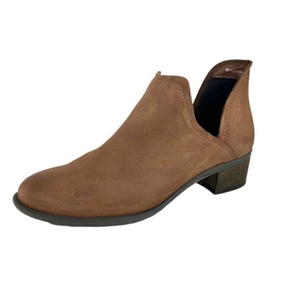 Blondo Waterproof Nubuck Heeled Ankle Booties Victoria in Cognac - Picture 1 of 10